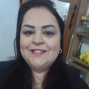 Babysitter in Caxias do Sul: Georgina