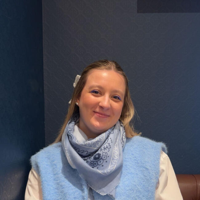 Babysitter in Rémérangles: Charline