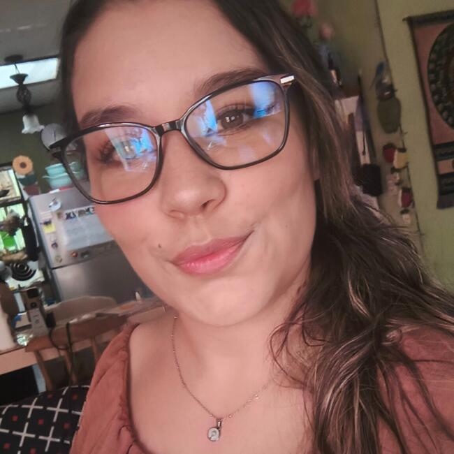 Babysitter in San Isidro (Vázquez de Coronado): María Lucía