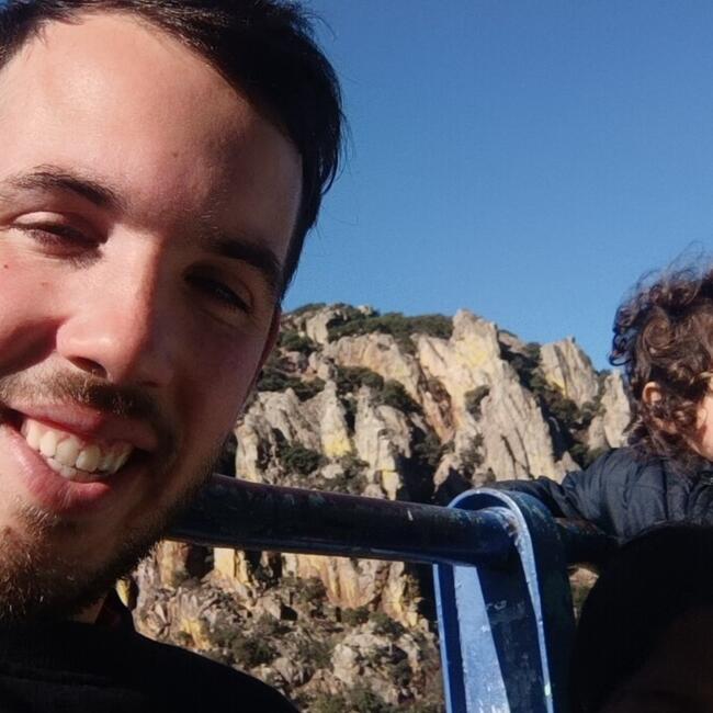 Babysitting job in Santa Cruz: Juan José