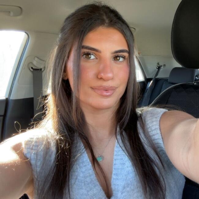 Babysitter in Melbourne: Anastasia