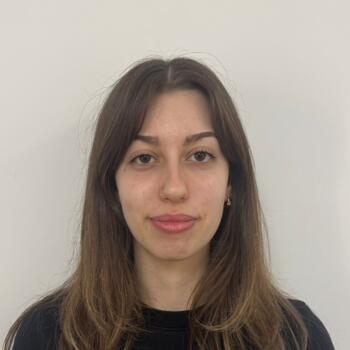 Babysitter in Emmen: Melani