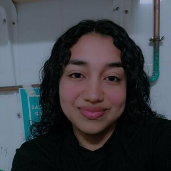 Canguro en San Antonio: Claudia