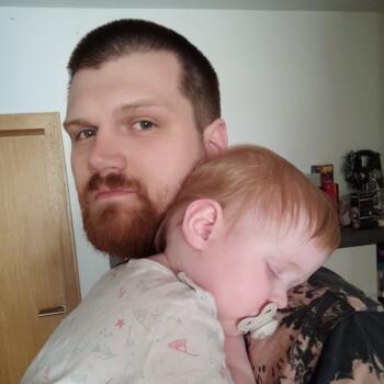 Δουλειά για babysitter στην περιοχή Μάιντς: δουλειά φύλαξης παιδιών Arvid