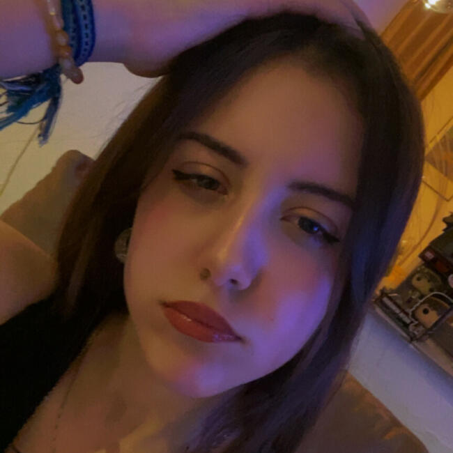 Babysitter in Colfontaine: Alessia