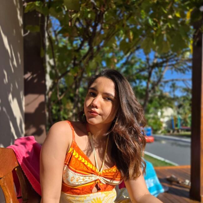 Babysitter in Brasília: Sabrina Adria