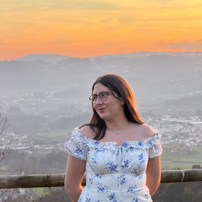 Babysitter in Nespereira (Distrito do Porto): Filipa