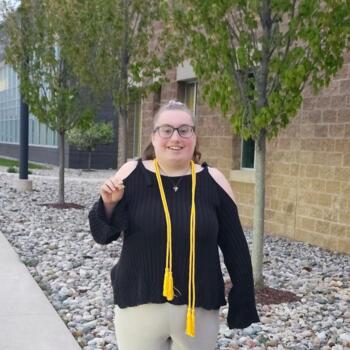 Babysitter in Washington (Michigan): Madison