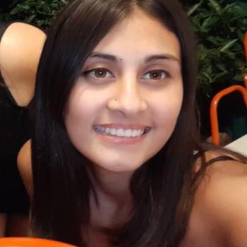 Niñera Garín: Ingrid