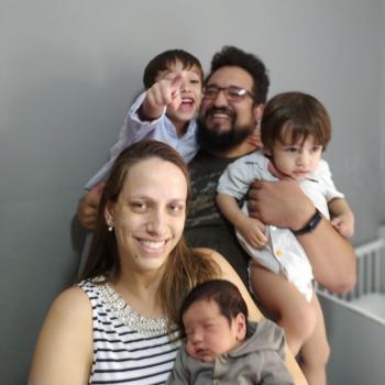Emprego de babá em Ribeirão Preto: emprego de babá Talles
