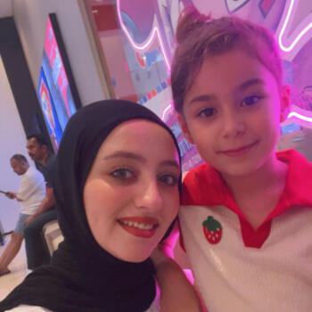 جليسة أطفال إمارة الشارقة: Raneem