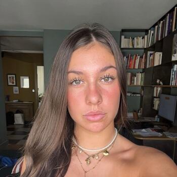 Babysitter in Lyon: Suzie