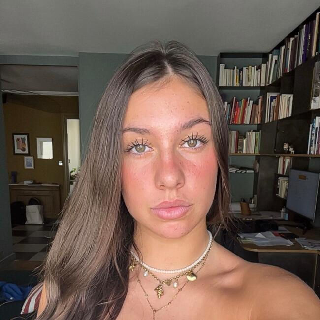 Babysitter in Lyon: Suzie