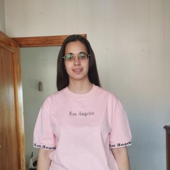 Nanny in Cabañas de la Sagra: Monica