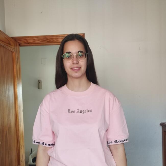 Nanny in Cabañas de la Sagra: Monica