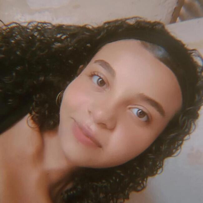 Babá em Rondonópolis: Maria