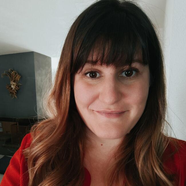 Babysitter in Juvignac: Laura