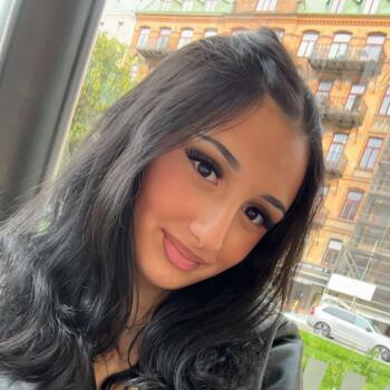 Barnvakt i Göteborg: Bashira