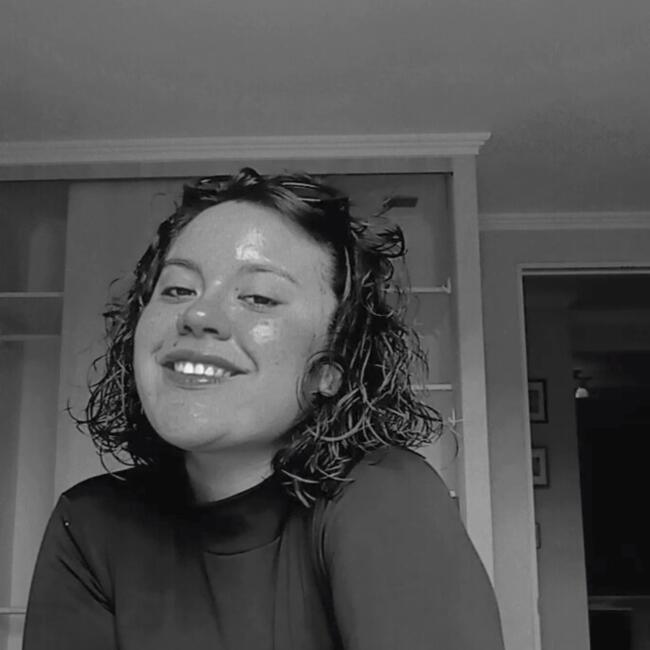 Babysitter in Arica: Paula