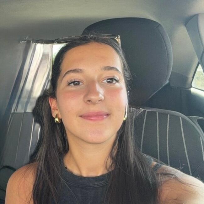 Baby-sitter in Montréal: Syrine