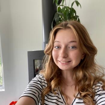Baby-sitter in Écully: Mathilde