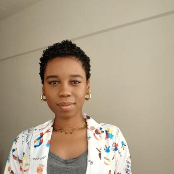 Babá em Pindamonhangaba: Alexia