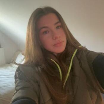 Babysitter Beringen: Elena