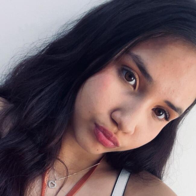 Babá em Goiânia: Ana clara