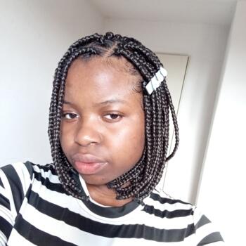 Babysitter in Londrina: Andrea