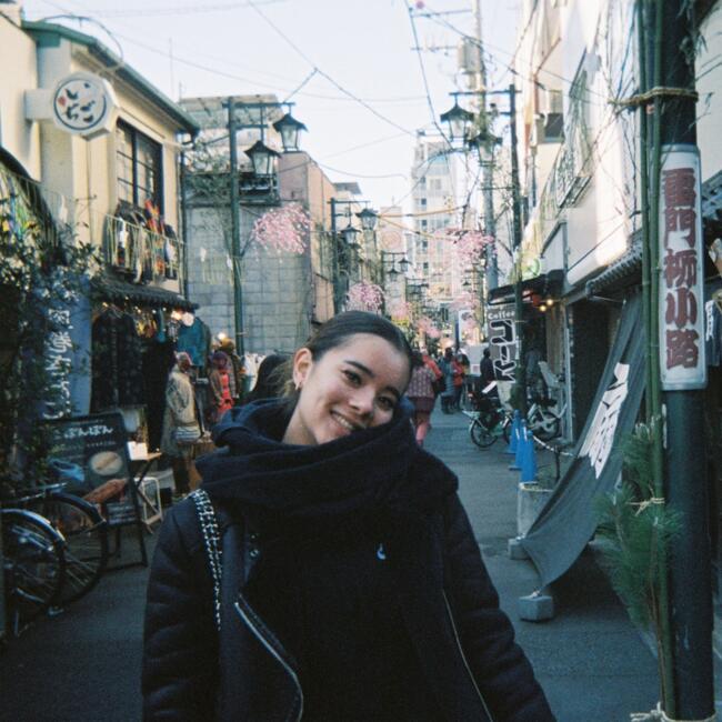 Babysitter a Troinex: Adriane