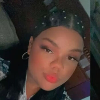 Babysitter Providence: Mia