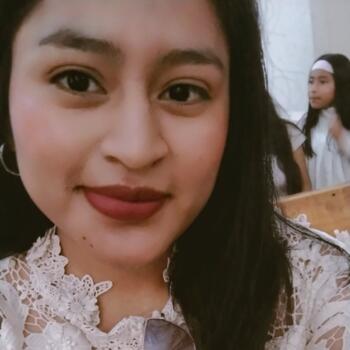 Niñera Cotacachi: Melanie