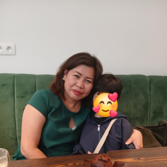 Babysitter in Niel: Noemi