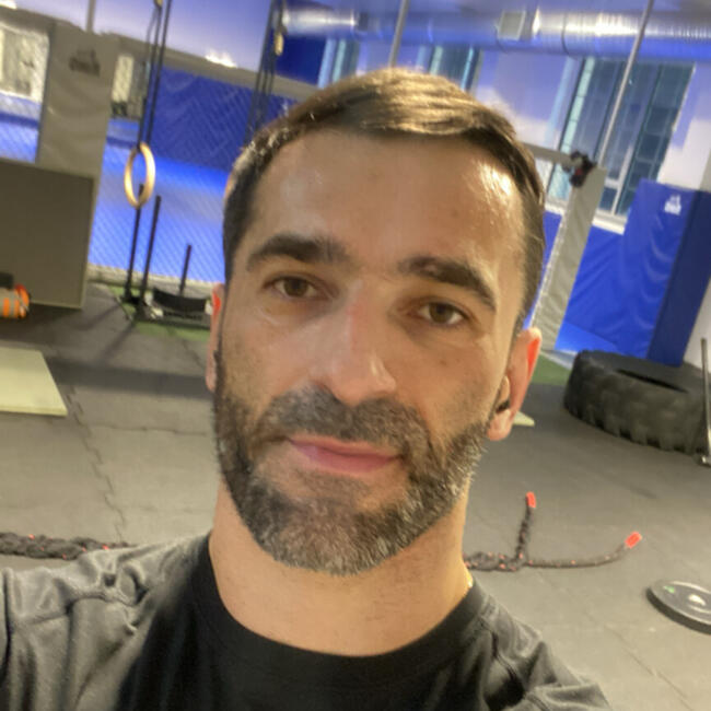 Babysitting job in Komorniki: Bartosz