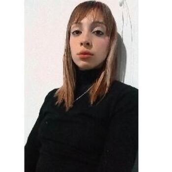 Babysitter in San Fernando: Rocio