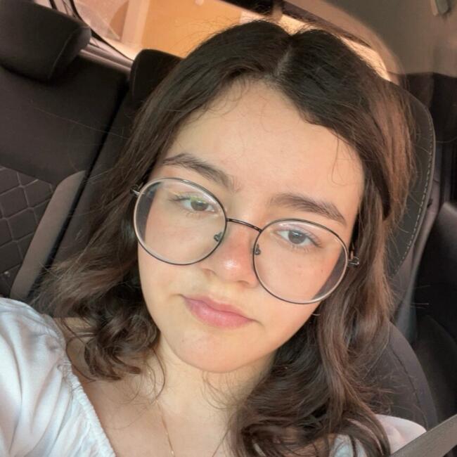 Babysitter in Jundiaí: Maria Isabel