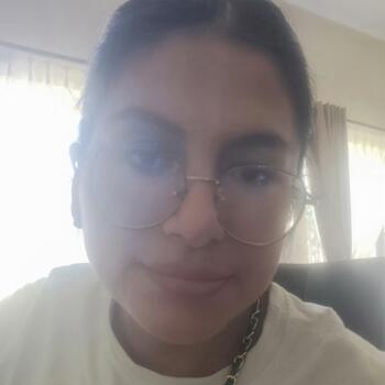 Babysitting job in Cochabamba: babysitting job Heidy