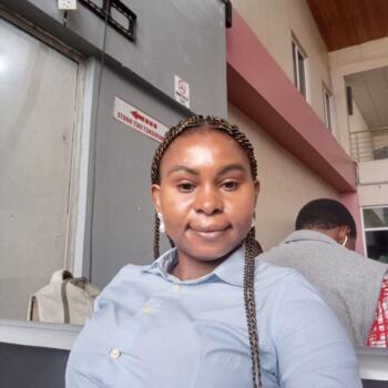 Baby-sitter à Gand: Kosisochukwu