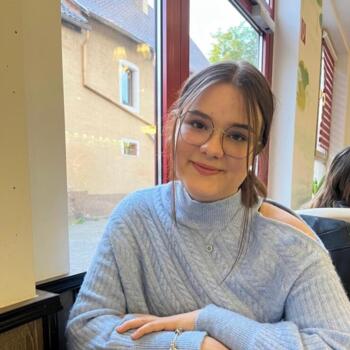 Babysitter in Rinnthal: Lina
