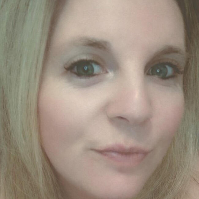 Babysitter in Les Clayes-sous-Bois: Christelle