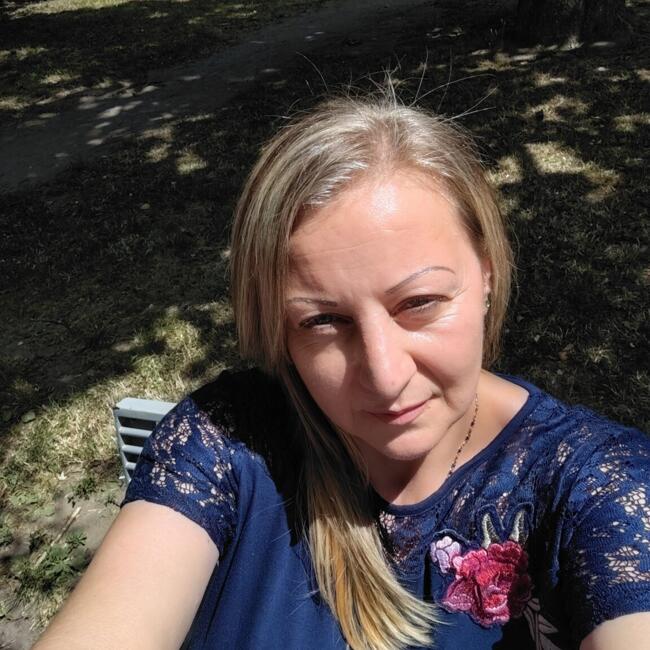 Bébiszitter Pásztó területén: Zsuzsa