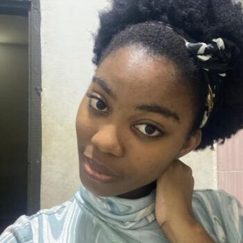 Babysitter in Abidjan: Nini