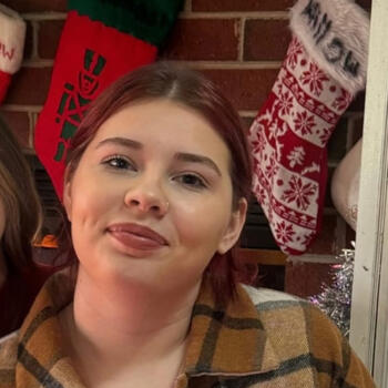 Babysitter in Chesapeake: Ava