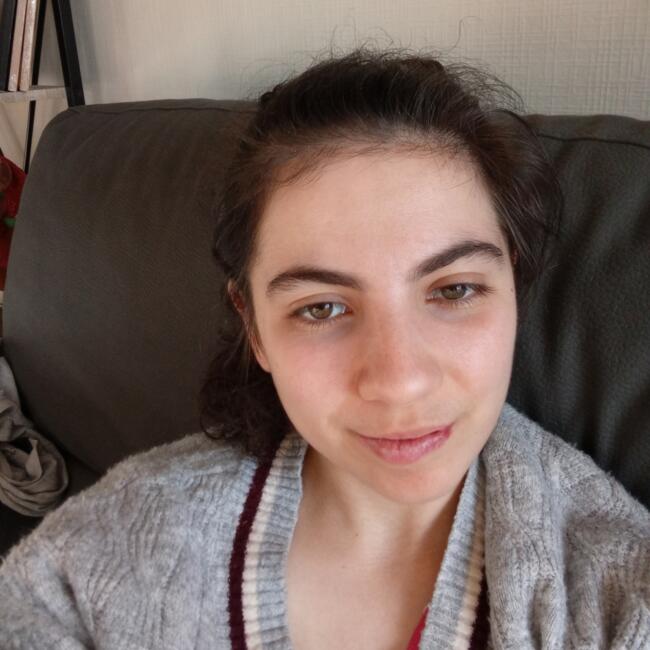 Babysitter in Bayonne: Sarah