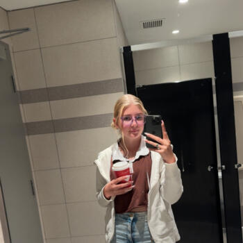 Niñera en Halifax: Sara