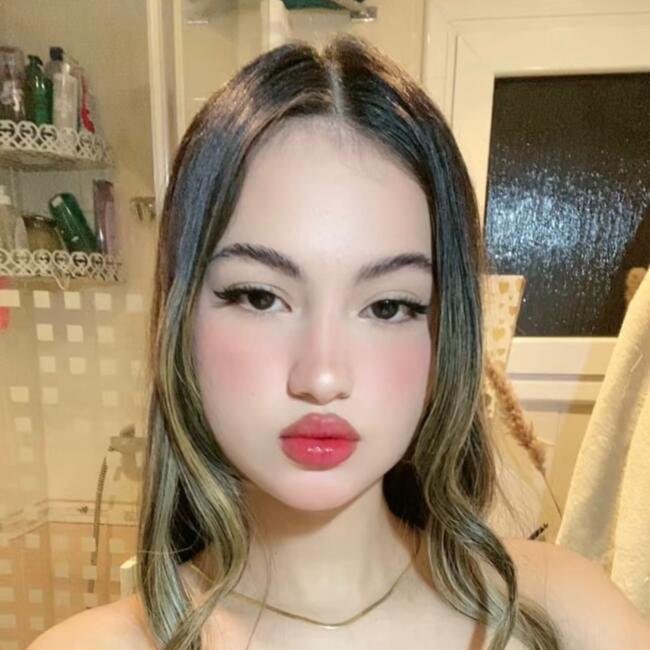 Nanny in Santa Coloma de Gramenet: Karla Maria