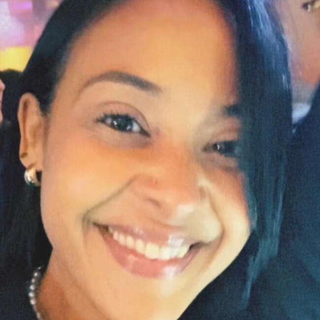 Babysitter in The Bronx: Zaida