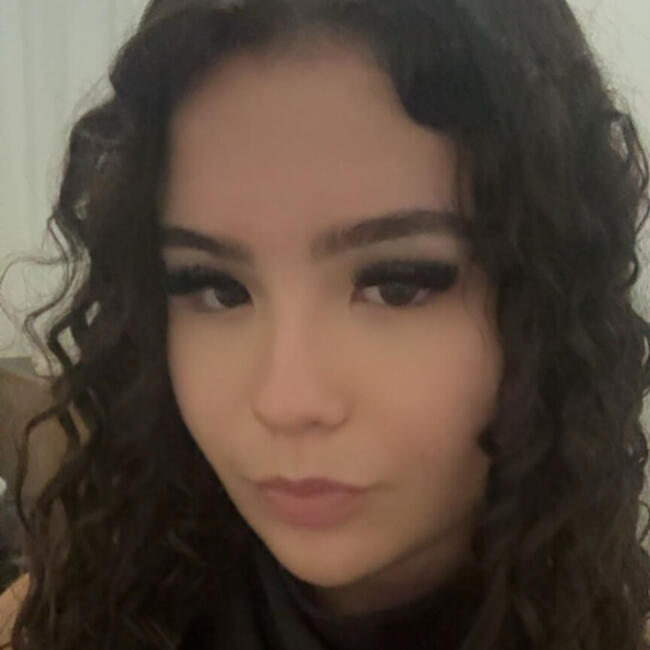 Babysitter in Enfield: Darya