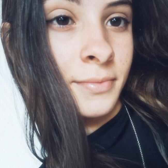 Babysitter in Campinas: Lara