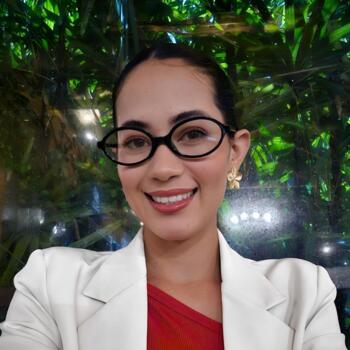 Babysitter Betim: Raissa
